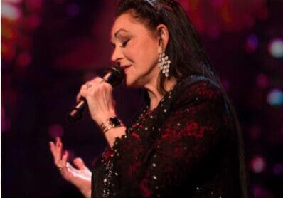 Crystal Gayle